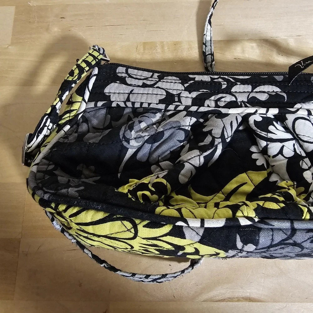 Vera Bradley Retired Baroque Frannie Style Crossbody Purse Shoulder Bag‎